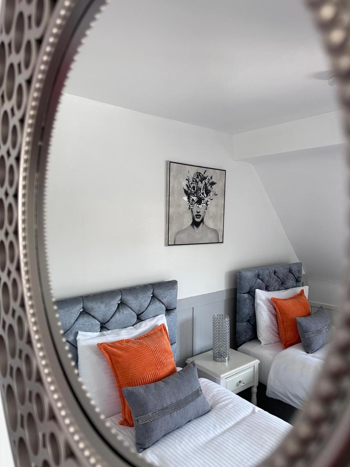 That'S Amore House In Sandbach Free Parking Extérieur photo